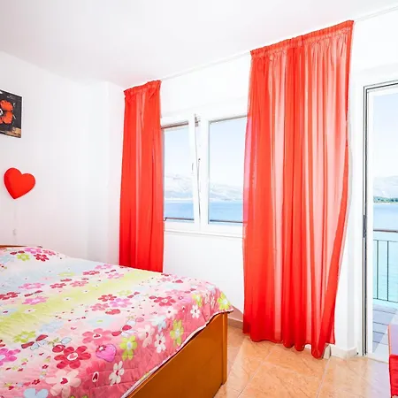 Nikolina Apartman *