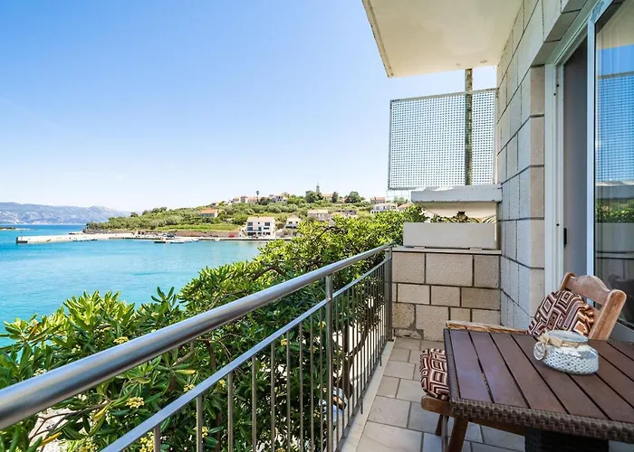 Nikolina لومباردا